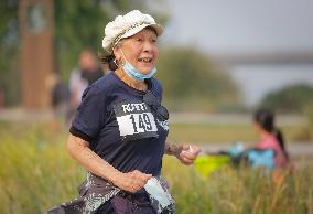 CANADA-RICHMOND-ELDERS-RUNNING