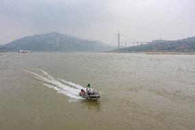 Xinhua Headlines: Former fishermen embrace new role as guardians of Yangtze