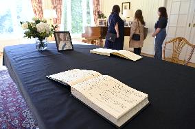 A Book of Condolence at the British Embassy in Helsinki