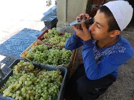 LEBANON-RASHAYA-GRAPE-MOLASSES