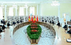 UZBEKISTAN-SAMARKAND-CHINA-XI JINPING-KYRGYZSTAN-PRESIDENT-MEETING