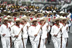 MEXICO-MEXICO CITY-INDEPENDENCE DAY-MILITARY PARADE