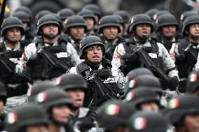 MEXICO-MEXICO CITY-INDEPENDENCE DAY-MILITARY PARADE