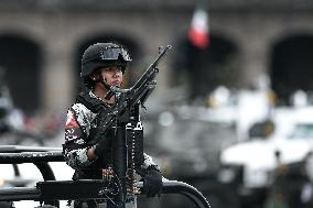 MEXICO-MEXICO CITY-INDEPENDENCE DAY-MILITARY PARADE