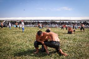 (SP)TÜRKIYE-ISTANBUL-HISTORICAL OIL WRESTLING