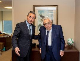 U.S.-NEW YORK-WANG YI-HENRY KISSINGER-MEETING