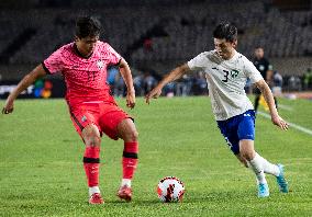 (SP)SOUTH KOREA-HWASEONG-FOOTBALL-U23 FRIENDLY MATCH-SOUTH KOREA VS UZBEKISTAN