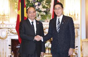 Japan-Vietnam talks