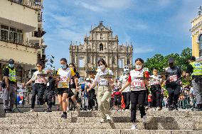 CHINA-MACAO-WORLD TOURISM DAY-TRAY RACE (CN)