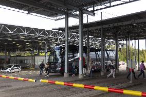 Crossings from Russia at the Vaalimaa border station in Finland