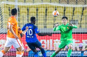 (SP)CHINA-WUHAN-FOOTBALL-CSL-WUHAN YANGTZE RIVER VS CANGZHOU MIGHTY LIONS(CN)