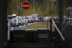 Crossings from Russia at the Vaalimaa border station in Finland