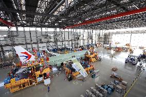 Xinhua Headlines: China remains priority market for foreign enterprises