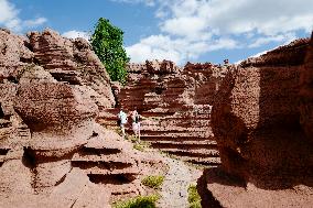 CHINA-CHONGQING-RED STONE FOREST GEOPARK (CN)