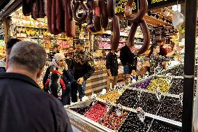 TÜRKIYE-ISTANBUL-MARKET