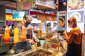 CHINA-NATIONAL DAY HOLIDAY-NIGHT ECONOMY (CN)