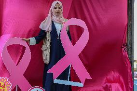 MIDEAST-GAZA CITY-BREAST CANCER-AWARENESS