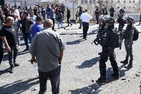Israeli forces at East Jerusalem refugee camp