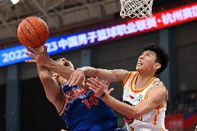 (SP)CHINA-HANGZHOU-BASKETBALL-CBA LEAGUE-SHENZHEN LEOPARDS VS XINJIANG FLYING TIGERS (CN)
