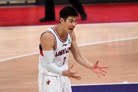 (SP)CHINA-HANGZHOU-BASKETBALL-CBA LEAGUE-GUANGZHOU LOONG LIONS VS SICHUAN BLUE WHALES (CN)