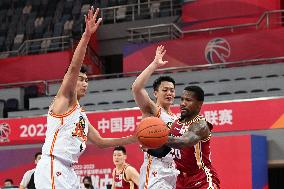 (SP)CHINA-HANGZHOU-BASKETBALL-CBA LEAGUE-SHANXI LOONGS VS JILIN NORTHEAST TIGERS (CN)