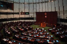 CHINA-HONG KONG-JOHN LEE-POLICY ADDRESS (CN)