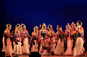BANGLADESH-DHAKA-CHANDALIKA-DRAMA-DANCE
