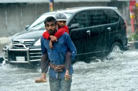 BANGLADESH-DHAKA-CYCLONE-SITRANG