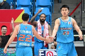 (SP)CHINA-HANGZHOU-BASKETBALL-CBA LEAGUE-SHANGHAI VS SHANDONG (CN)