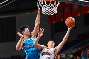 (SP)CHINA-HANGZHOU-BASKETBALL-CBA LEAGUE-SHANGHAI VS SHANDONG (CN)