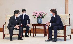 Japan emperor meets Uruguay president