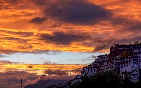 CHINA-TIBET-POTALA PALACE-SCENERY (CN)