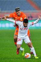 (SP)CHINA-JINAN-FOOTBALL-CSL-SHANDONG TAISHAN VS SHANGHAI PORT (CN)