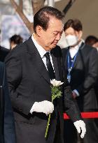 SOUTH KOREA-SEOUL-PRESIDENT-STAMPEDE-MOURNING