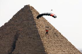 EGYPT-GIZA-SKYDIVING FESTIVAL