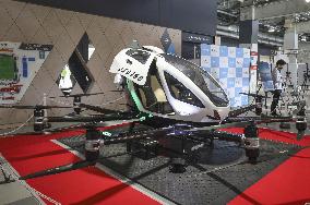 Flying vehicle at Osaka Expo PR event