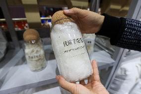 (CIIE) CHINA-SHANGHAI-CIIE-ALPACA FIBER-PRODUCTS (CN)