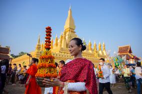 LAOS-VIENTIANE-THAT LUANG FESTIVAL