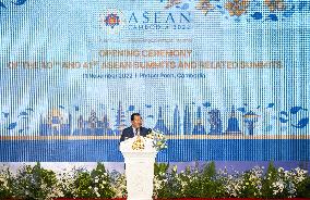 CAMBODIA-PHNOM PENH-ASEAN-SUMMITS-OPENING