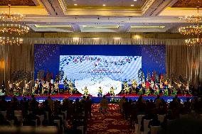 CAMBODIA-PHNOM PENH-ASEAN-SUMMITS-OPENING