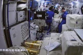 (EyesonSci)CHINA-CARGO SPACECRAFT-TIANZHOU-5-DOCKING (CN)