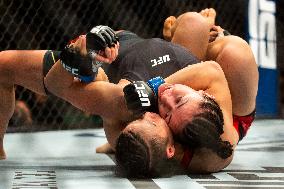 (SP)U.S.-NEW YORK-UFC 281-WOMEN'S STRAWWEIGHT