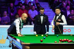 (SP)BRITAIN-YORK-SNOOKER-UK CHAMPIONSHIP-ROUND 1