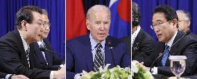 Japan-U.S.-S. Korea summit in Cambodia