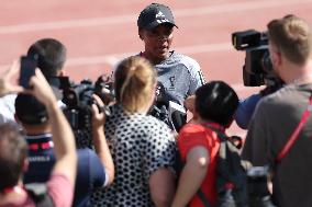 (SP)QATAR-DOHA-FIFA WORLD CUP-REFEREES-PRACTICE SESSION