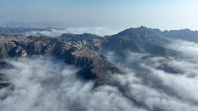 CHINA-HEBEI-TAIHANG MOUNTAINS-SCENERY-CLOUDS (CN)