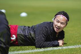 (SP)AUSTRALIA-ADELAIDE-FOOTBALL-A-LEAGUE WOMEN-XIAO YUYI-DEBUT