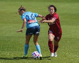 (SP)AUSTRALIA-ADELAIDE-FOOTBALL-A-LEAGUE WOMEN-XIAO YUYI-DEBUT