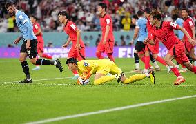 (SP)QATAR-AL RAYYAN-2022 WORLD CUP-GROUP H-URU VS KOR