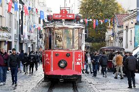 TÜRKIYE-ISTANBUL-AVENUE-DAILY LIFE